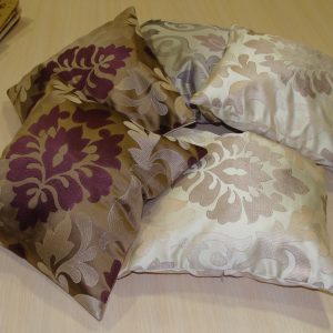 Комплект декоративних подушок Lumelle Damask 30х30см 5шт бордовий і бежевий (п_0224)