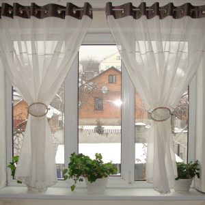 Комплект тюль до підвіконня на люверсах Lumelle Style карниз 200см молочний з сірим (11_2а_z)