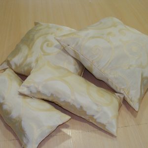 Комплект декоративних подушок Lumelle Завитки 40х40см 1шт 35х35см 1шт 35х16см 2шт молочні з бежевим (п_0310)
