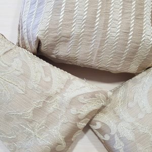 Комплект декоративних подушок Lumelle Damask Line 38х38см 1шт 40х20см 2шт бежеві (п_0221)