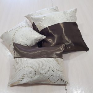 Комплект декоративних подушок Lumelle Venzel 35х35см 2шт 32х25см 1шт 26х26см 1шт бежеві з шоколадним (п_0520)