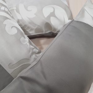 Комплект декоративних подушок Lumelle Damask 40х40см 2шт 53х27см 1шт 42х20см 2шт молочні з сірим (п_0525)