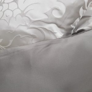 Комплект декоративних подушок Lumelle Damask 40х40см 2шт 53х27см 1шт 42х20см 2шт молочні з сірим (п_0525)