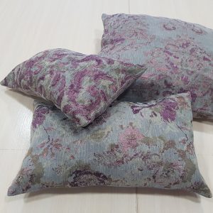 Комплект декоративних подушок Lumelle Flowers 40х40см 1шт 40х25см 1шт 40х20см 1шт Бежеві з фіолетовим (п_0010)
