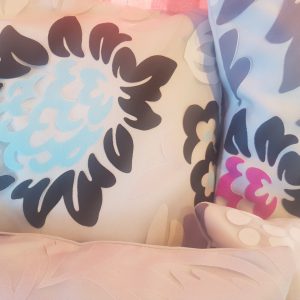 Комплект декоративних подушок Lumelle Flowers 36х36см 2шт 36х23см 2шт бежеві з м’ятним (п_0044)