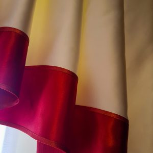 Жорсткий ламбрекен зі шторою Lumelle Стайл 2м бордовий атлас (48_7ж)