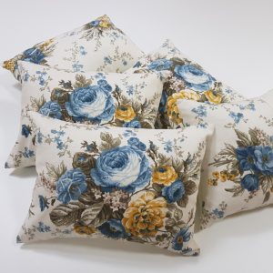 Комплект декоративних подушок Lumelle Flowers 30х40см 4шт 30сх18см 1шт кольорові (п_0089)