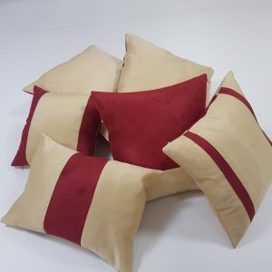 Комплект декоративних подушок Lumelle Simple 31х31см 4шт, 38х35см 1шт, 25х25см 1шт пісочний і бордовий оксамит (п_0094)