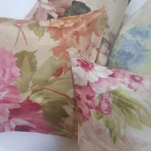 Комплект декоративних подушок Lumelle Flowers Aquarelle 30х30см 4шт кольорові (п_0109а)