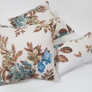 Комплект декоративних подушок Lumelle Flowers Blue 40х40см 2шт 40х22см 1шт молочні (п_0143)