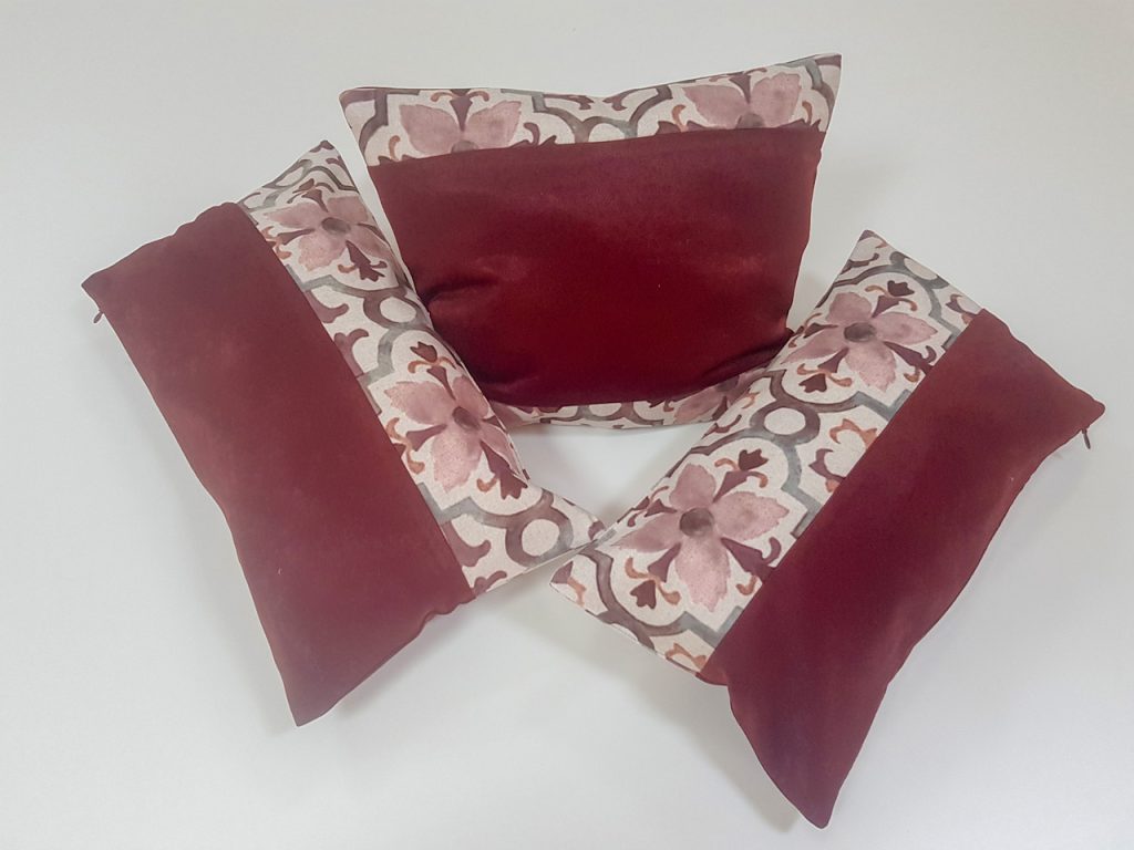 Комплект декоративних подушок Lumelle Pattern 33х27см 1шт 37х22см 2шт бордові (п_0179)