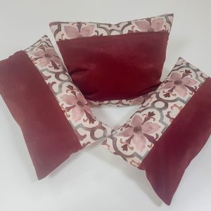 Комплект декоративних подушок Lumelle Pattern 33х27см 1шт 37х22см 2шт бордові (п_0179)