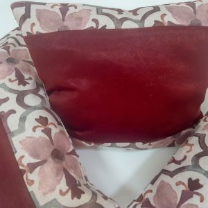 Комплект декоративних подушок Lumelle Pattern 33х27см 1шт 37х22см 2шт бордові (п_0179)