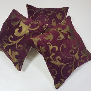 Комплект декоративних подушок Lumelle Venzel 33х33см 3шт бордові та молочні (п_0189)
