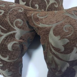 Комплект декоративних подушок Lumelle Classic Вензель, коричневі 33х33см 3шт (п_0193)