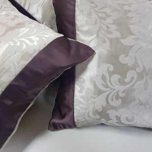 Комплект декоративних подушок Lumelle Venzel 36х40см 2шт 32х36см 2шт молочний з фіолетовим (п_0554)