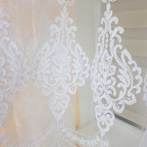 Готова тюль Lumelle Фатинка з гарним візерунком Damask 600х275см бІлий (1_2т)
