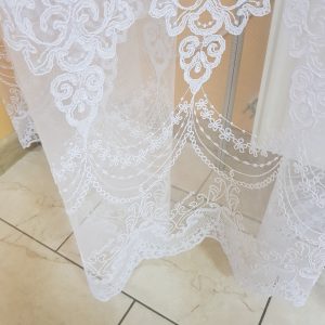 Готова тюль Lumelle Фатинка з гарним візерунком Damask 600х275см бІлий (1_2т)