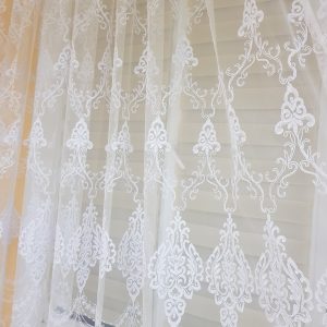 Готова тюль Lumelle Фатинка з гарним візерунком Damask 600х275см бІлий (1_2т)