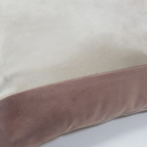 Комплект декоративних подушок Lumelle Оксамит 33х28см 2шт 30х30см 1шт бежеві з коричневим (п_0607)