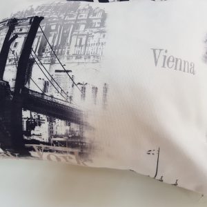Комплект декоративних подушок Lumelle City 46х38см 1шт 46х32см 1шт 42х22см 1шт молочні (п_0644)