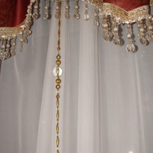 Ламбрекен Lumelle Damask зі стеклярусом карниз 250см теракотовий із золотистим (70_1_2,5м)