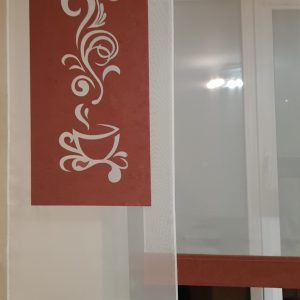Комплект панельних фіранок з жорсткою смужкою Lumelle Чашечка кави 6шт карниз 250см молочний з теракотовим (26_3п)