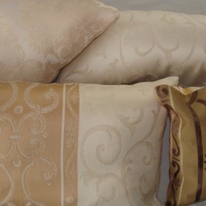 Комплект декоративних подушок Lumelle Combi 40х20см 2шт 40х25см 1шт 30х30см 1шт молочні з коричневим (п_0339)