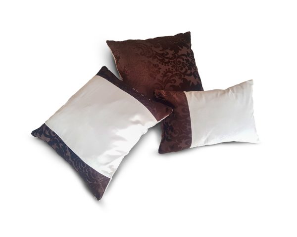 Комплект декоративних подушок Lumelle Damask 44х44см 2шт 44х26см 1шт венге і молочний (п_0055)