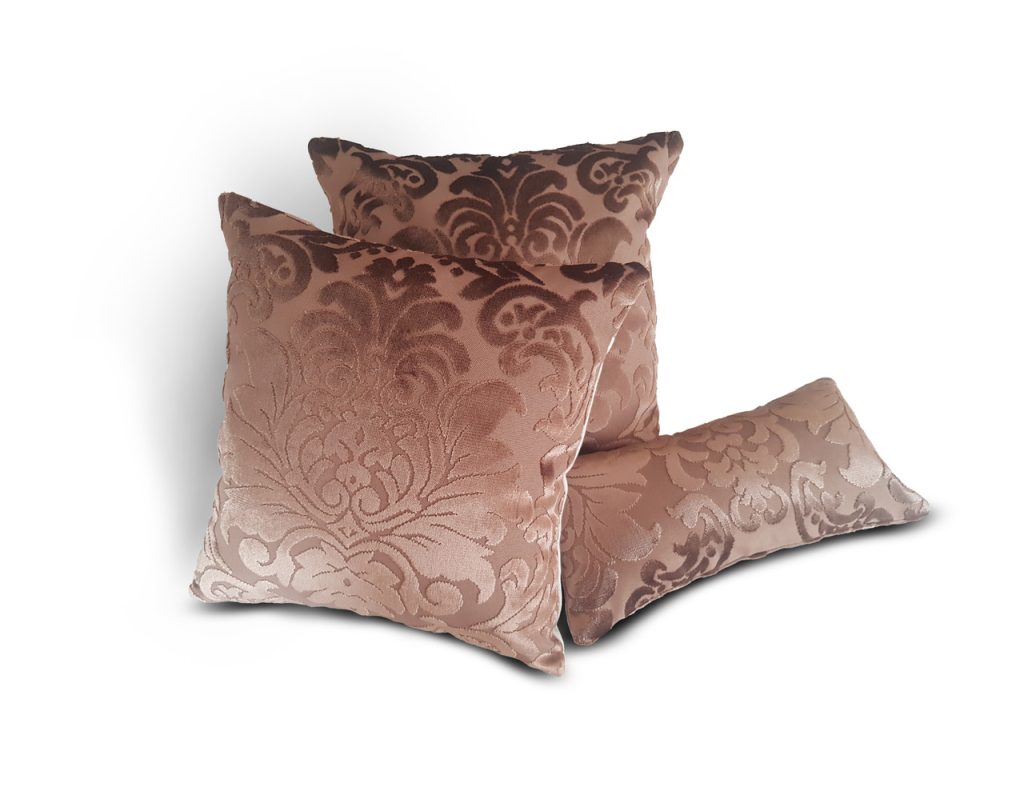 Комплект декоративних подушок Lumelle Damask 30х30см 2шт 32х16см 1шт коричневі (п_0064)