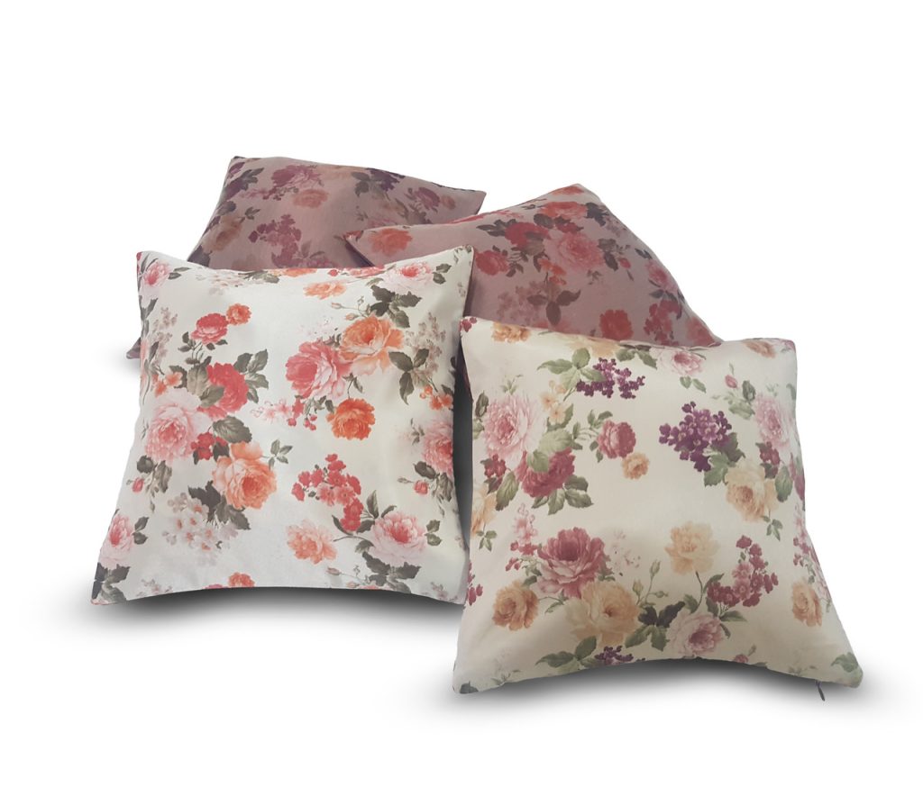 Комплект декоративних подушок Lumelle Flowers 30х30см 4шт різнокольорові (п_0112а)