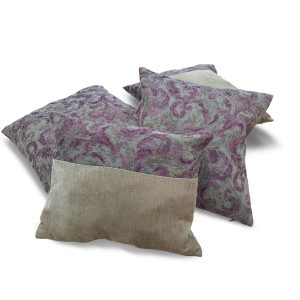Комплект декоративних подушок Lumelle Flowers 40х40см 3шт 40х32см 1шт  Бежеві з фіолетовим (п_0011)