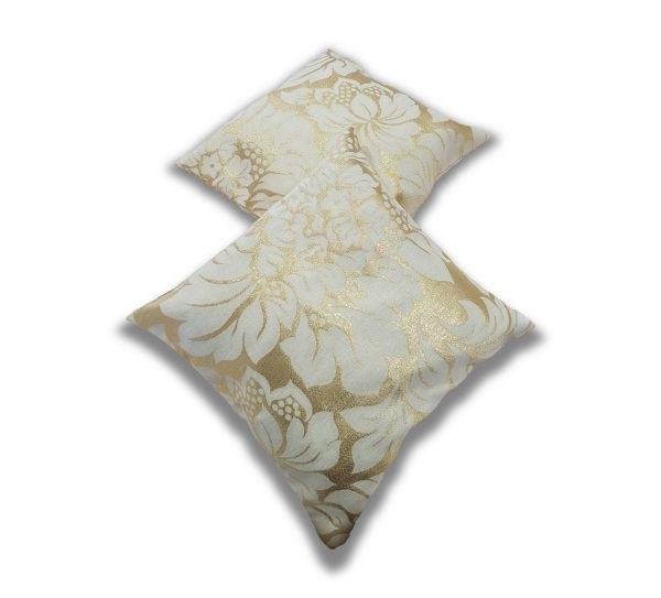 Комплект декоративних подушок Lumelle Flowers 33х33см 2шт Золотий з молочним (п_0233)