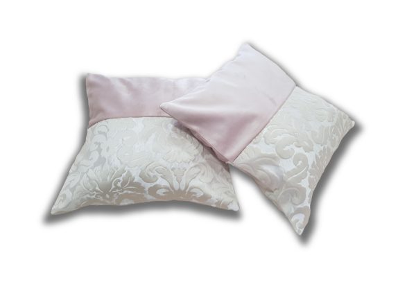 Комплект декоративних подушок Lumelle Damask 33х33см 2шт рожеві з молочним (п_0238)