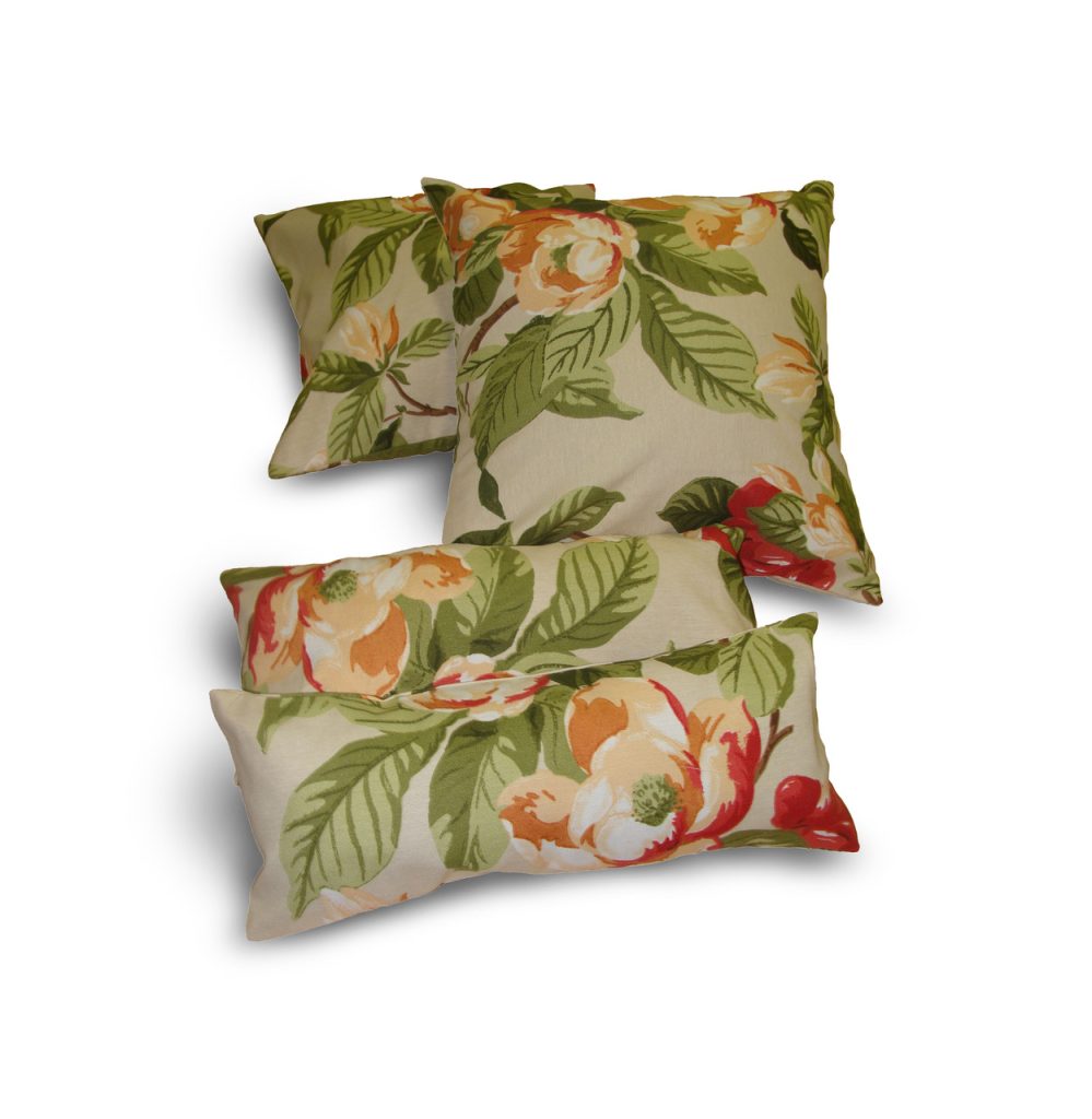 Комплект декоративних подушок Lumelle Flowers 40х40см 2шт 40х16см 2шт молочні (п_0253)