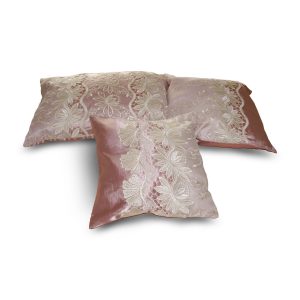 Комплект декоративних подушок Lumelle Hand Made з мереживом 33х33см 2шт 48х32см 1шт бузкові (п_0347)
