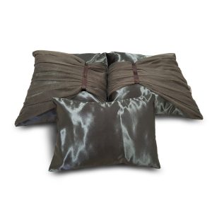 Комплект декоративних подушок Lumelle Hand Made з бантом 40х40см 2шт 40х26см 1шт Шоколадні (п_0469)