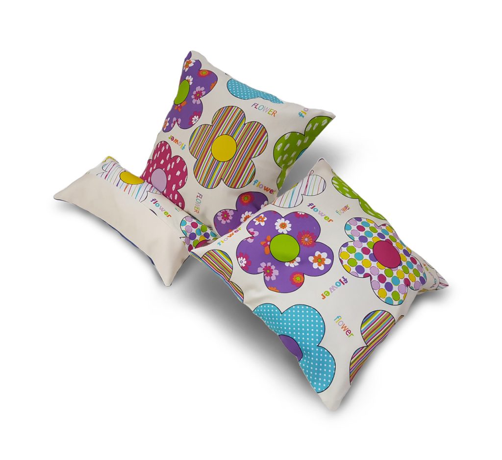Комплект декоративних подушок Lumelle Flowers Abstract 40х40см 2шт 38х18см 1шт молочні (п_0592)