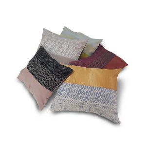 Комплект декоративних подушок Lumelle Meandr 38х28см 2шт 32х28см 1шт 37х32см 1шт 37х29см 1шт кольорові (п_0656)