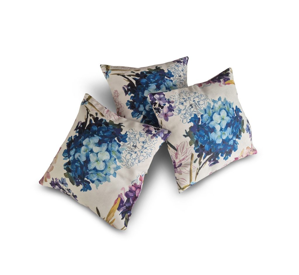 Комплект декоративних подушок Lumelle Flowers 3шт 37х37см синій з молочним (п_0720)