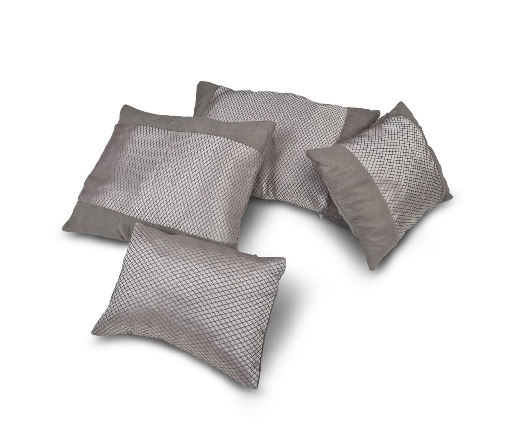 Комплект декоративних подушок Lumelle Geometric 55х37см-1шт 45х37см-1шт 36х28см-1шт 32х22см-1шт сірі (п_0746)