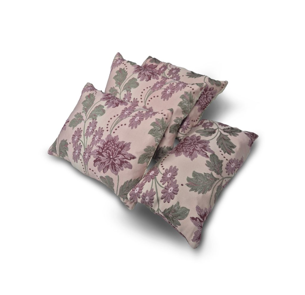 Комплект декоративних подушок Lumelle Flowers 45х32см-3шт 47х22см-1шт бежевий (п_0748)
