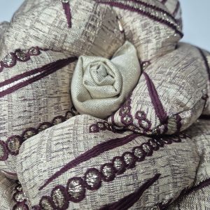 Декоративна подушка Lumelle РОЗА 1шт 35х35см бежевий з бордовим (пхм_01)