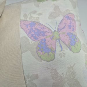 Комплект декоративних подушок Lumelle Butterflies 2 шт 40×40 см, кремовий з метеликами (п_0765)