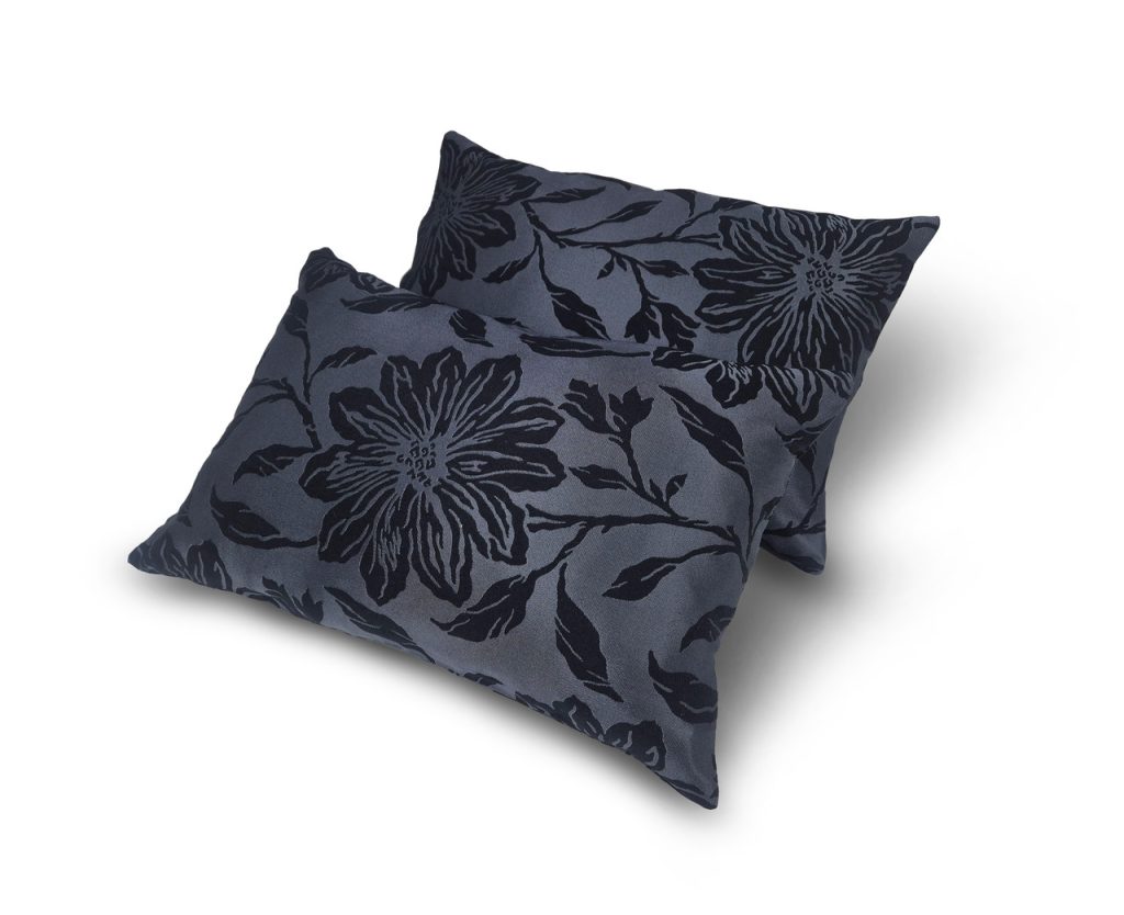 Комплект декоративних подушок Lumelle Flowers 50х33см 2шт, чорні з сірим (п_0777)