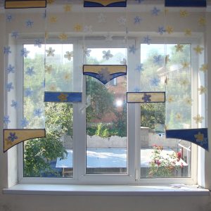 Комплект панельних фіранок Lumelle Flowers карниз 180см 5шт жовті з синім (22_7п)