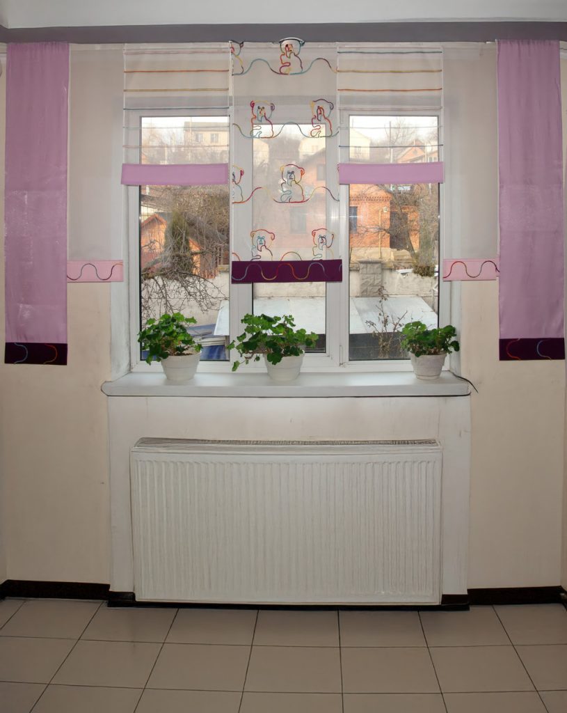 Комплект панельних фіранок lumelle Kids на карниз 250см 7шт рожеві та фіолетові (2_4п)