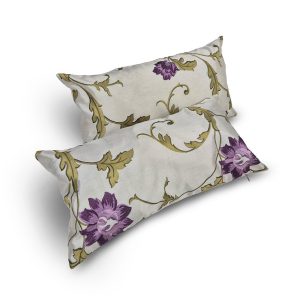 Комплект декоративних подушок Lumelle Flowers 2шт 45х24см молочний з фіолетовим (п_0786)