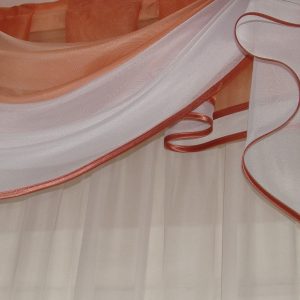 Ламбрекен Lumelle Simple асиметричний, карниз 200см, шифон цегляний з білим (20_1_2м)