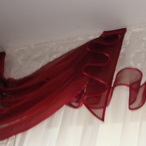 Ламбрекен зі шторами Lumelle Асиметрія Органза карниз 300см Бордовий з молочним (40_1_3м)